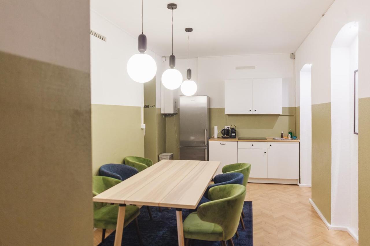 Malfatti Room Oasis With Coworking Space Wina Bagian luar foto