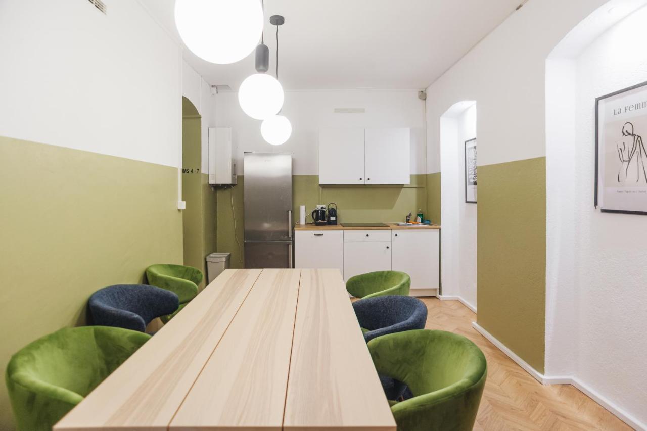 Malfatti Room Oasis With Coworking Space Wina Bagian luar foto