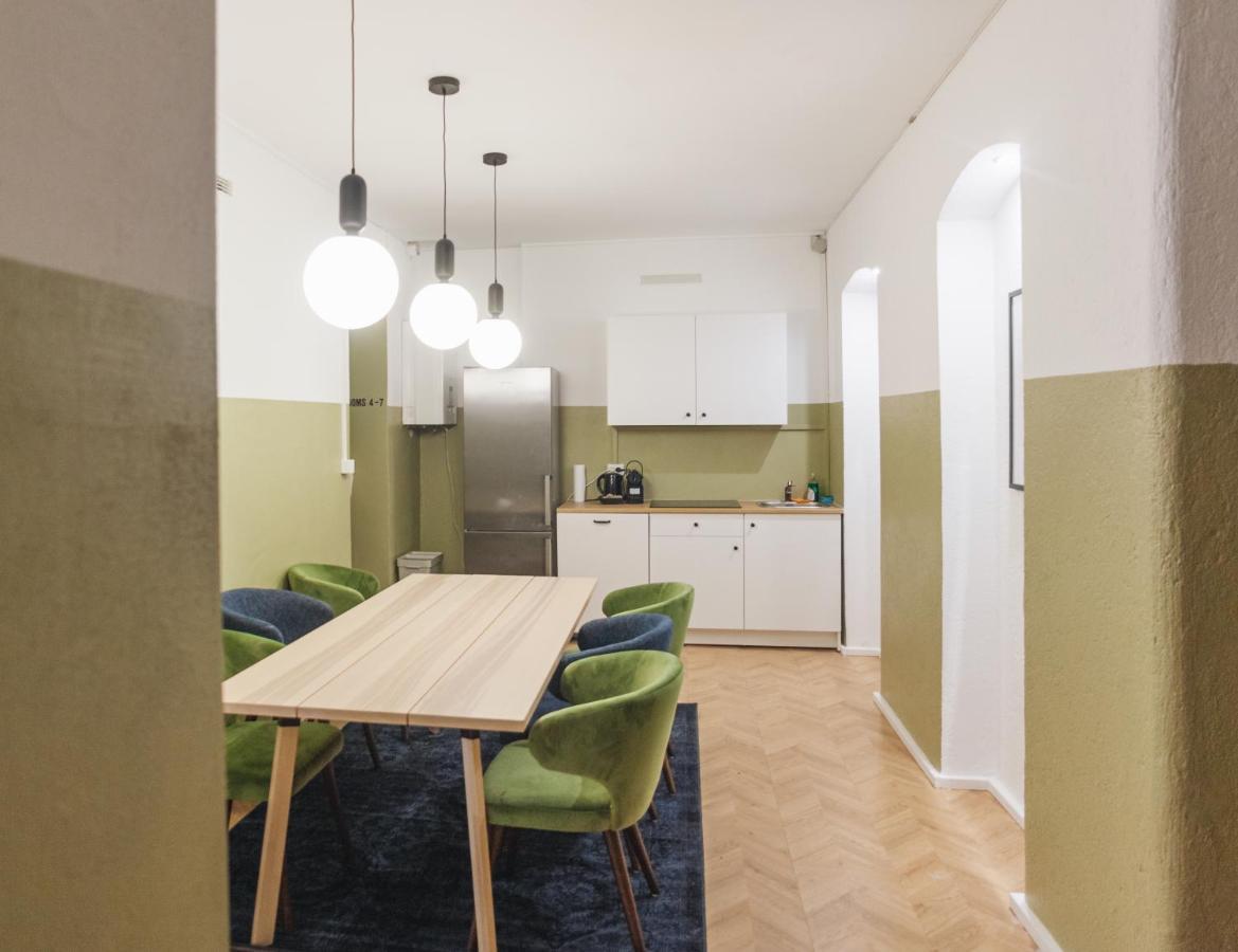 Malfatti Room Oasis With Coworking Space Wina Bagian luar foto