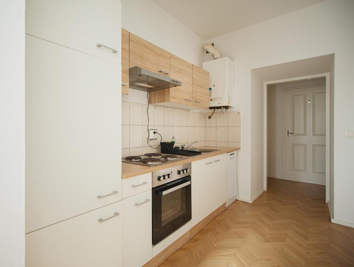 Malfatti Room Oasis With Coworking Space Wina Bagian luar foto