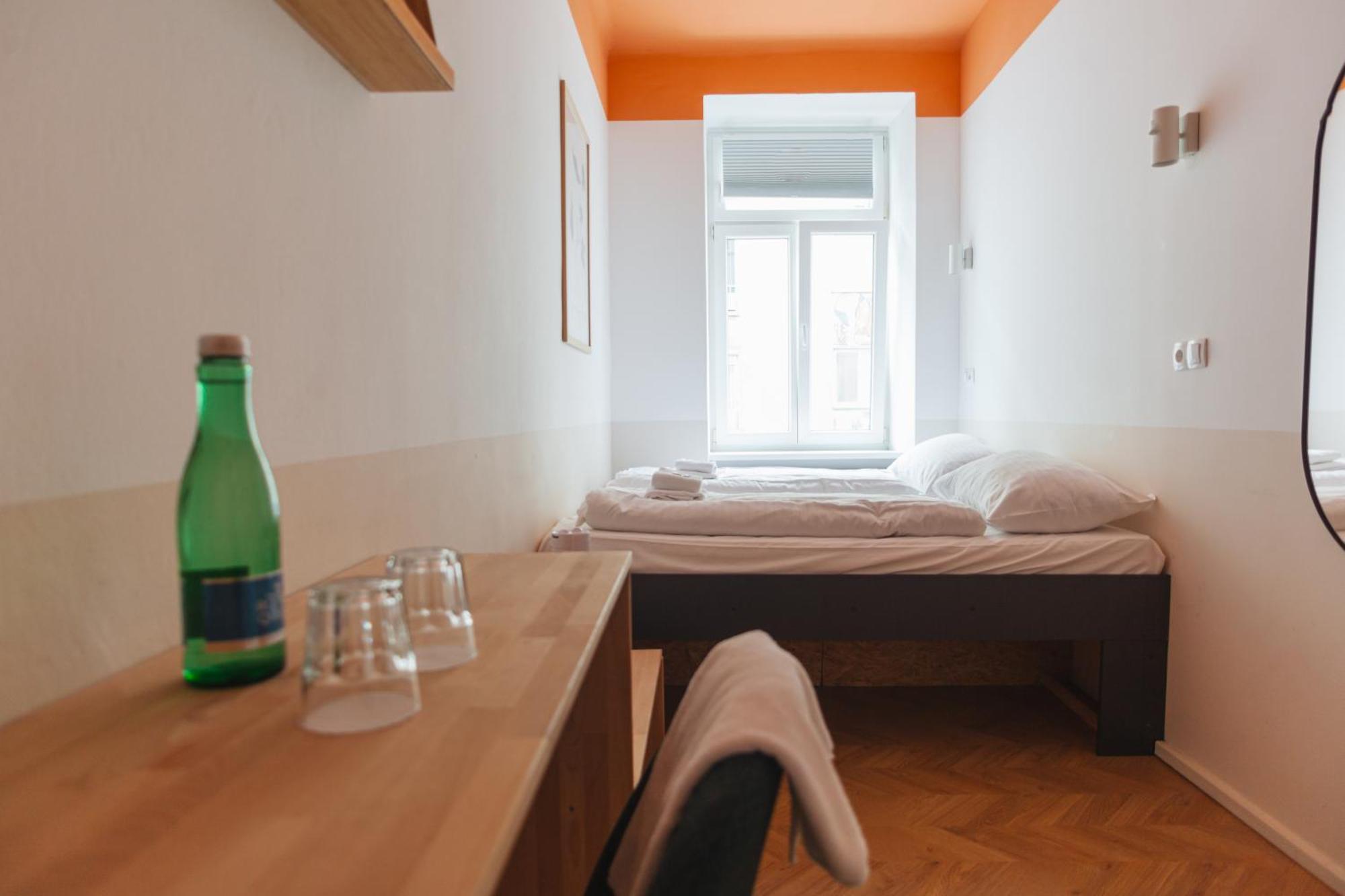 Malfatti Room Oasis With Coworking Space Wina Bagian luar foto