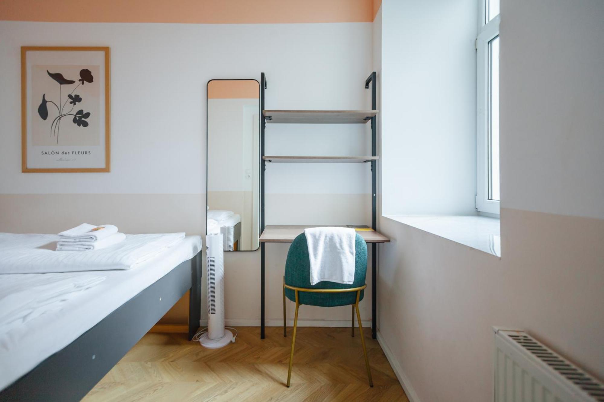 Malfatti Room Oasis With Coworking Space Wina Bagian luar foto